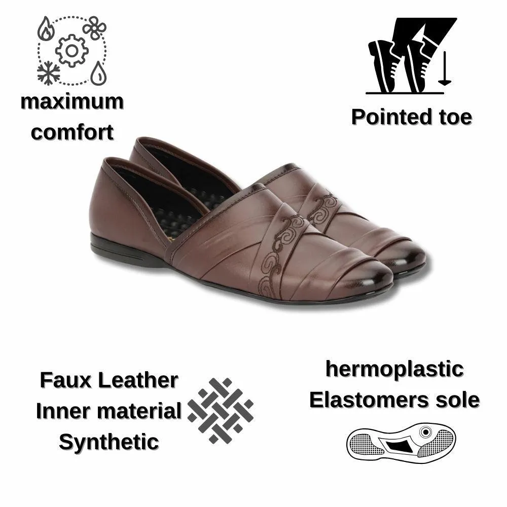 Buxton Ethnic Shes For Men Brown Color.