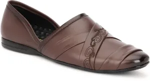 Buxton Ethnic Shes For Men Brown Color.