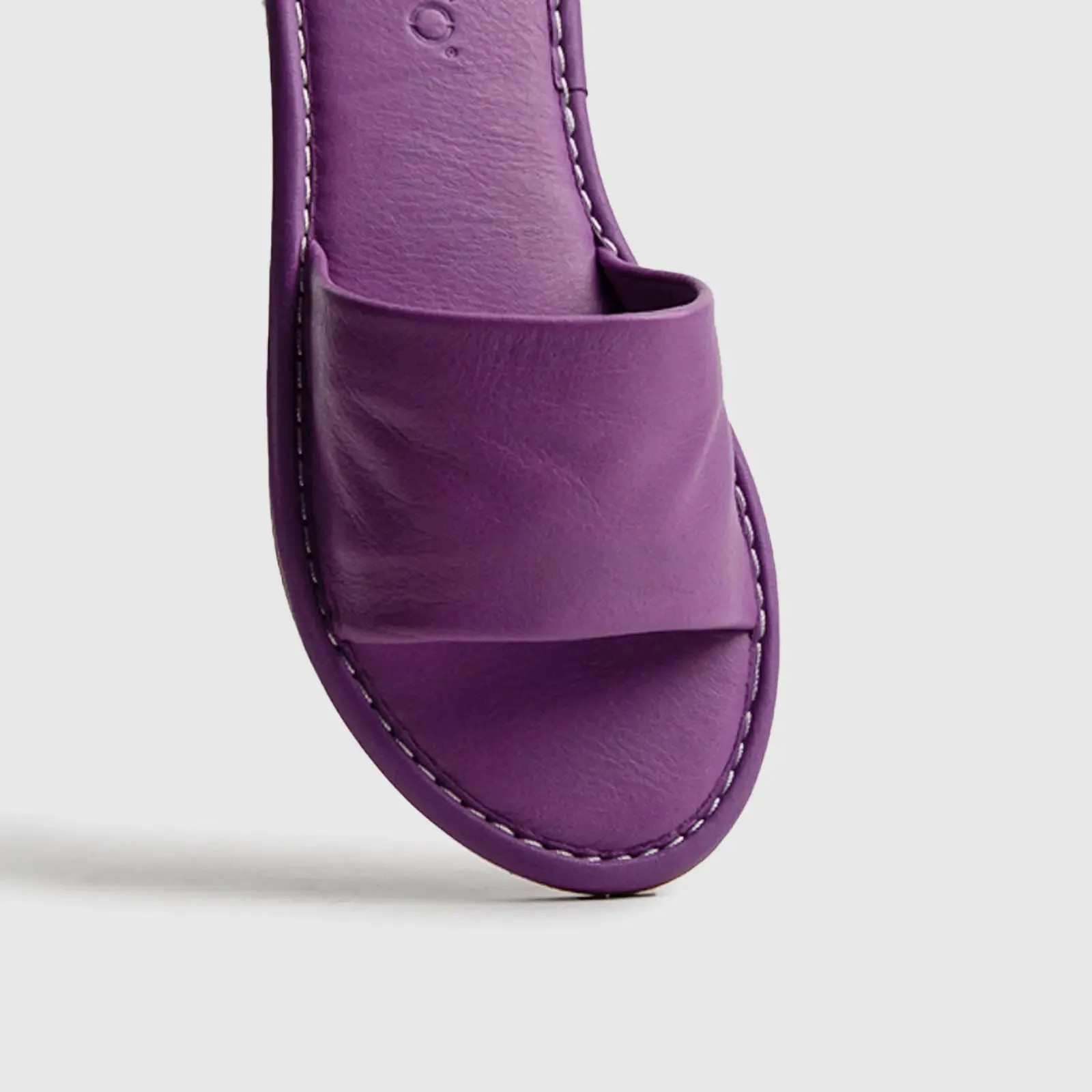 Flat Comfort Push In Sandal 242305