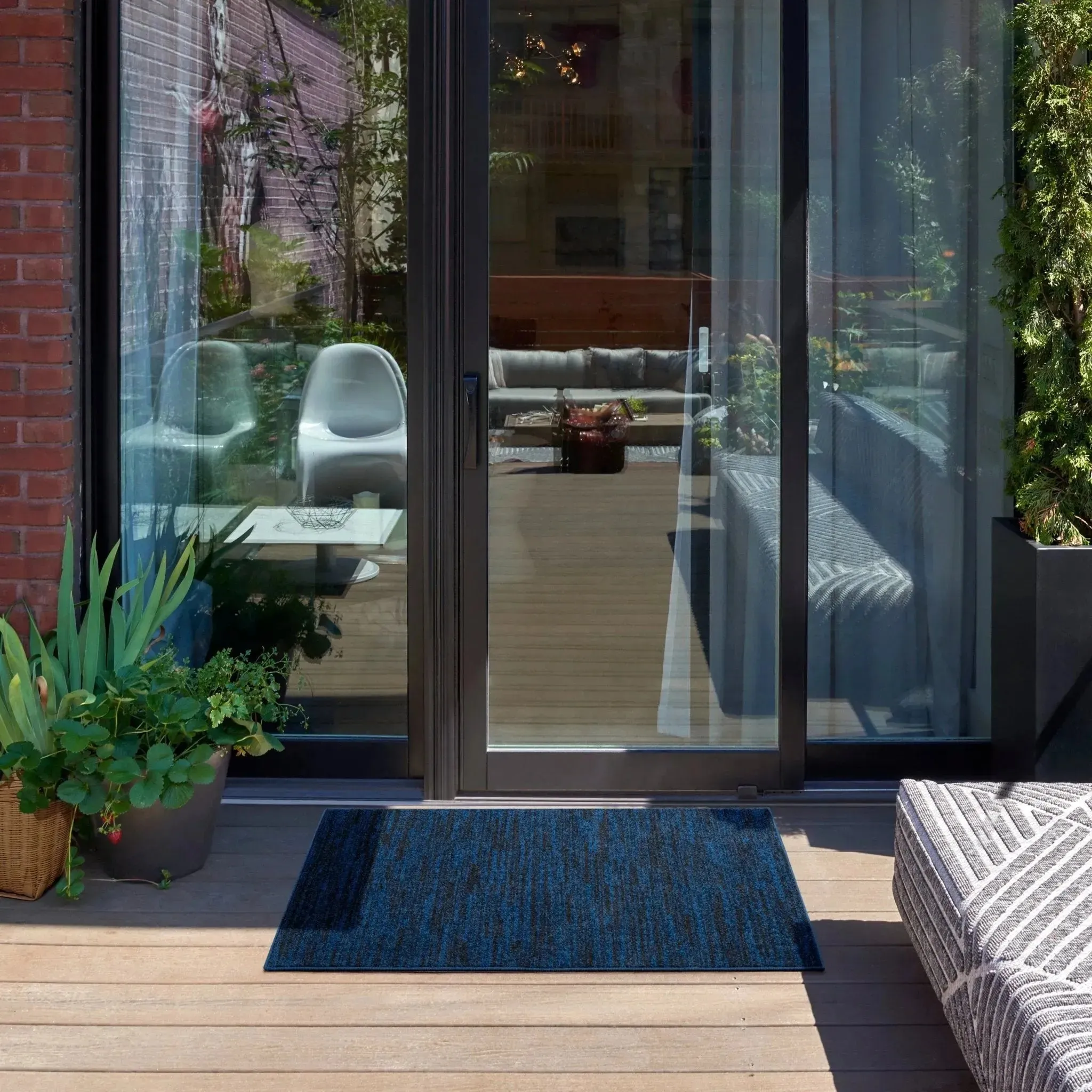 Nourison Essentials NRE01 Midnight Blue Rug