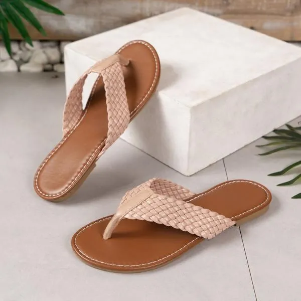 Women's Fashionable Braided Flat Beach Flip Flops 64307447S