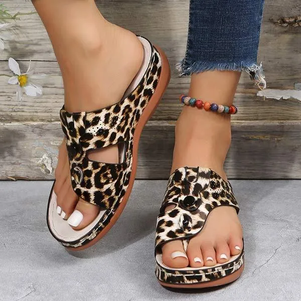 Women's T-Strap Buckled Flat Beach Sandals 16301356C